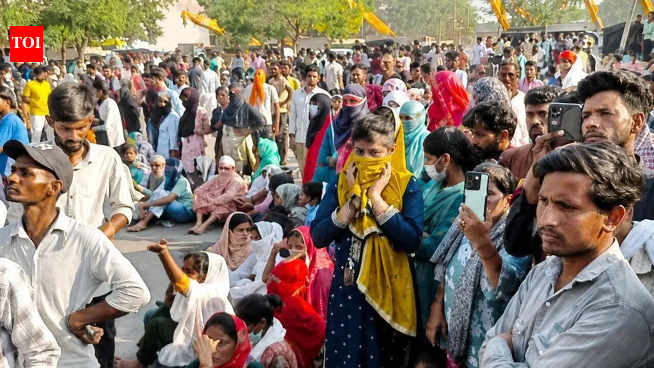 Workers’ protest over irregular wages spread across Haridwar’s Sidcul area