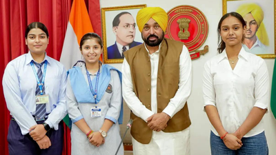 Mann felicitates girls who bagged top three positions in PSEB Class 12 results