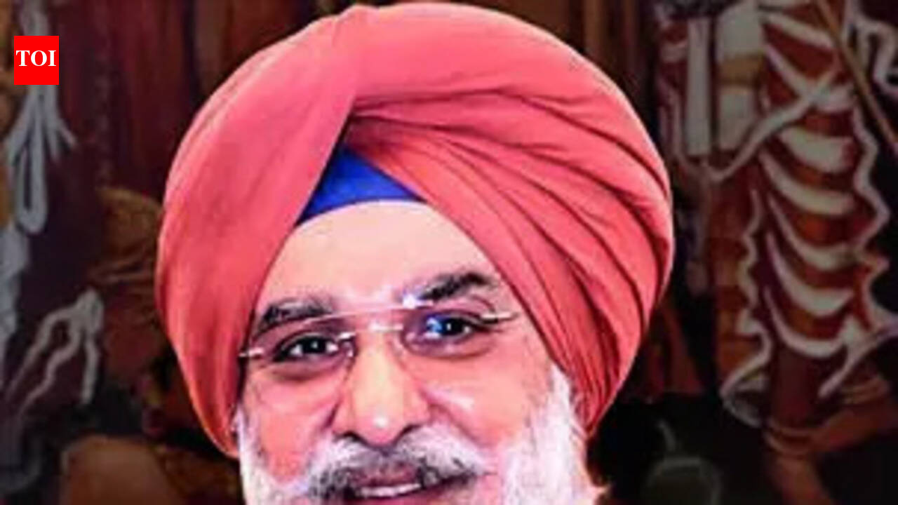 Govt forms panel to select DERC chairperson, members