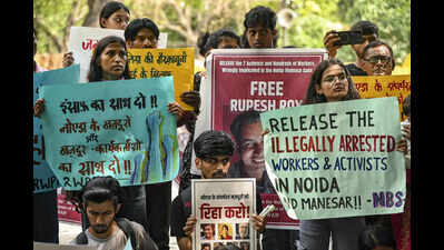Executive held for Noida protest ‘treated like terrorist’: Plea in SC