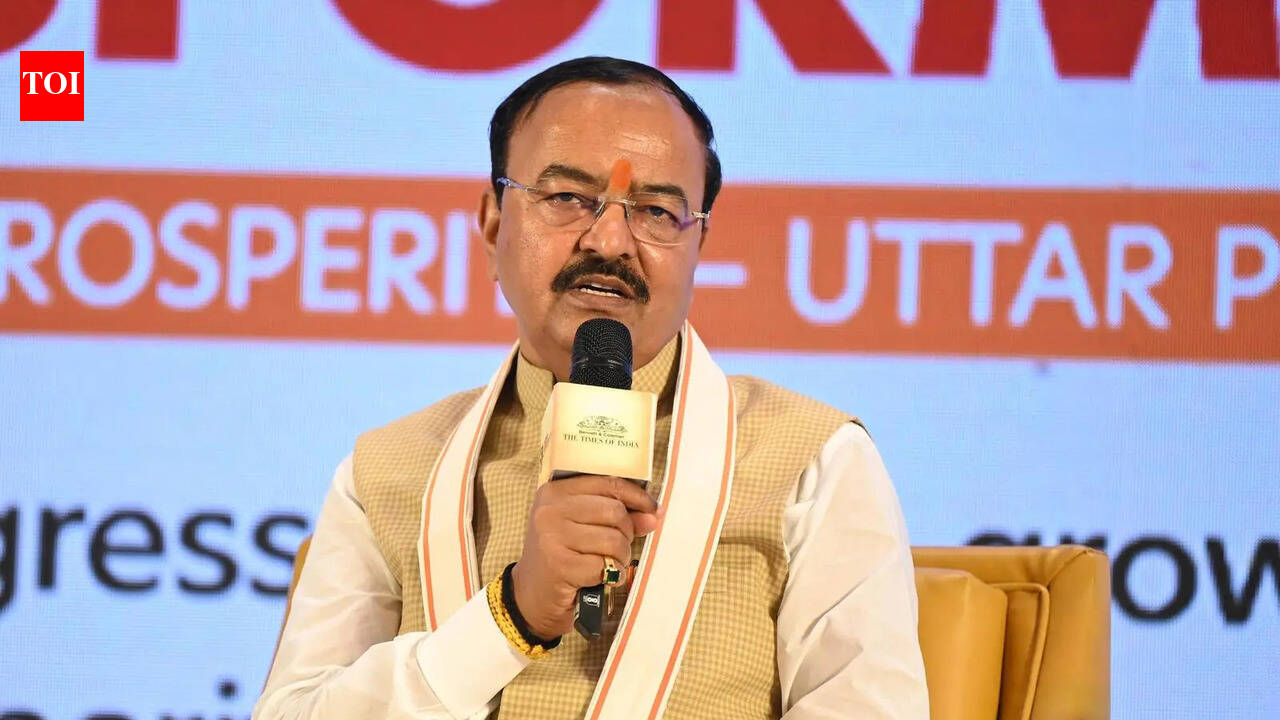 SP’s PDA slogan fake, stands for ‘Parivar Development Agency’: Dy CM Maurya