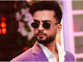 Bigg Boss OTT winner Elvish Yadav loses luggage at the London Airport, raises alarm