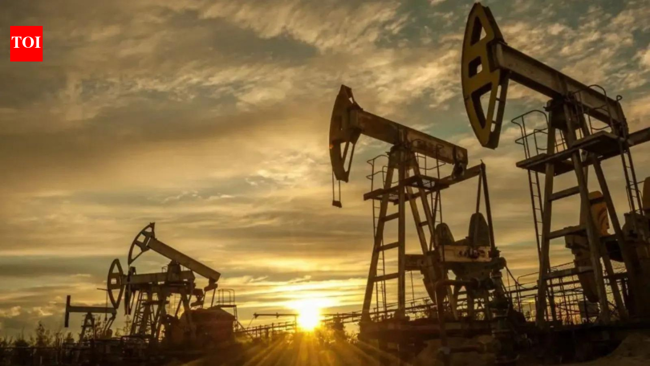 Oil stocks slide as price hike fails to offset losses