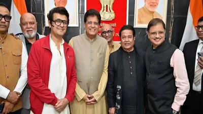 Sonu Nigam, Anup Jalota meet Piyush Goyal to discuss establishment of 'Sangeet Dwar'