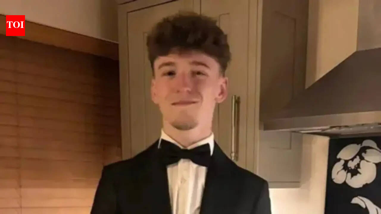 Teen student Lewis Waters dies after contracting meningitis: First warning signs to watch for