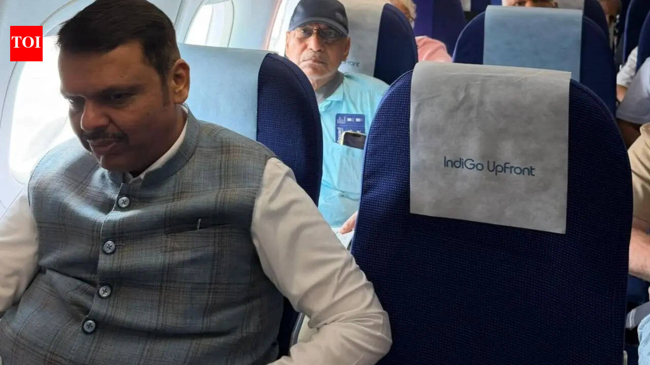 Devendra Fadnavis travels from Pune to Bengaluru in economy class amid Prime Minister Narendra Modi’s fuel-saving push