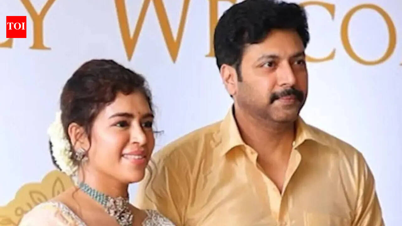'Friends kulla epadi breakup?' Netizens troll Ravi Mohan and Keneeshaa after viral post