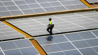 Canada aims to double its electric grid by 2050 with clean energy and lower costs for users
