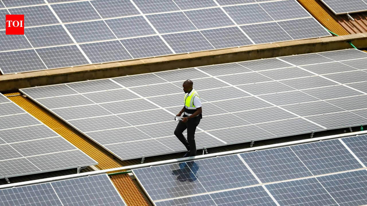 Canada aims to double its electric grid by 2050 with clean energy and lower costs for users