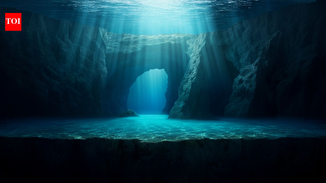 The unmeasurable abyss: The deepest blue hole on earth has a hidden tunnel that defies science