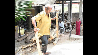  LPG hike fuels firewood crunch in Mangaluru