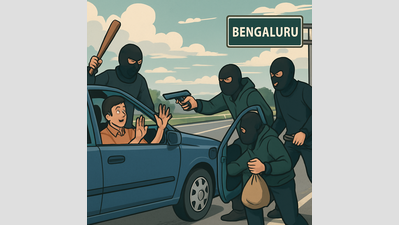 Unidentified gang robs Rs 26L from car on highway