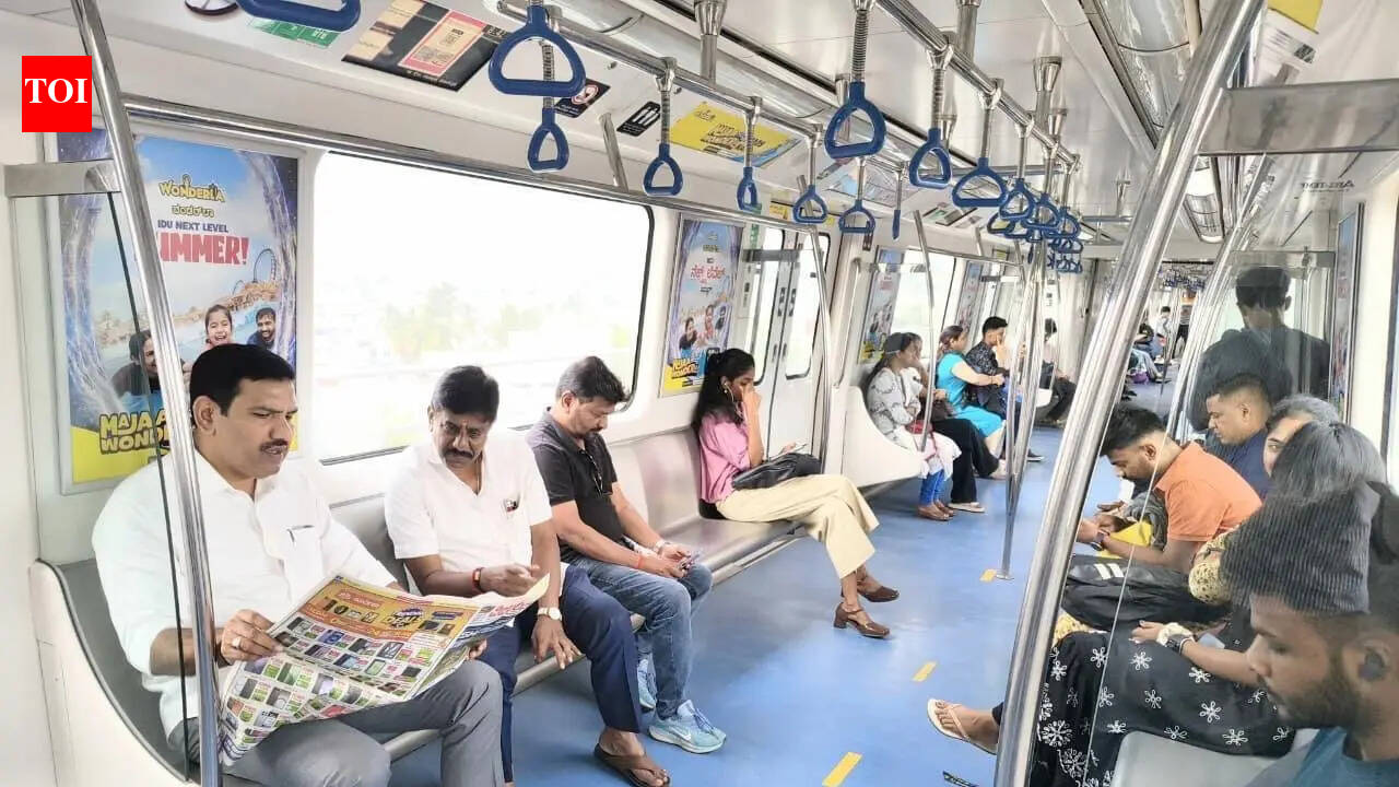 BJP chief takes Metro, hits out at Cong over fuel prices