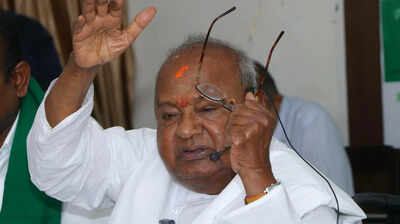 Bidadi township project: Gowda flags ‘land mafia’, writes to Sonia & Rahul