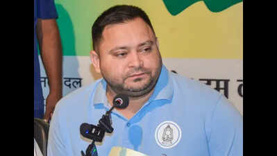 Tejashwi alleges food crisis for new mothers at health centres