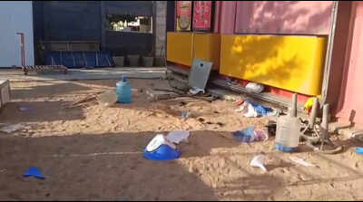 CO2 cylinder blast at soda shop kills worker