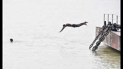 Kol may stay warm till Tues, max likely to hover around 35°C