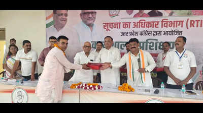 Cong urges workers to use RTI to expose graft, raise public issues