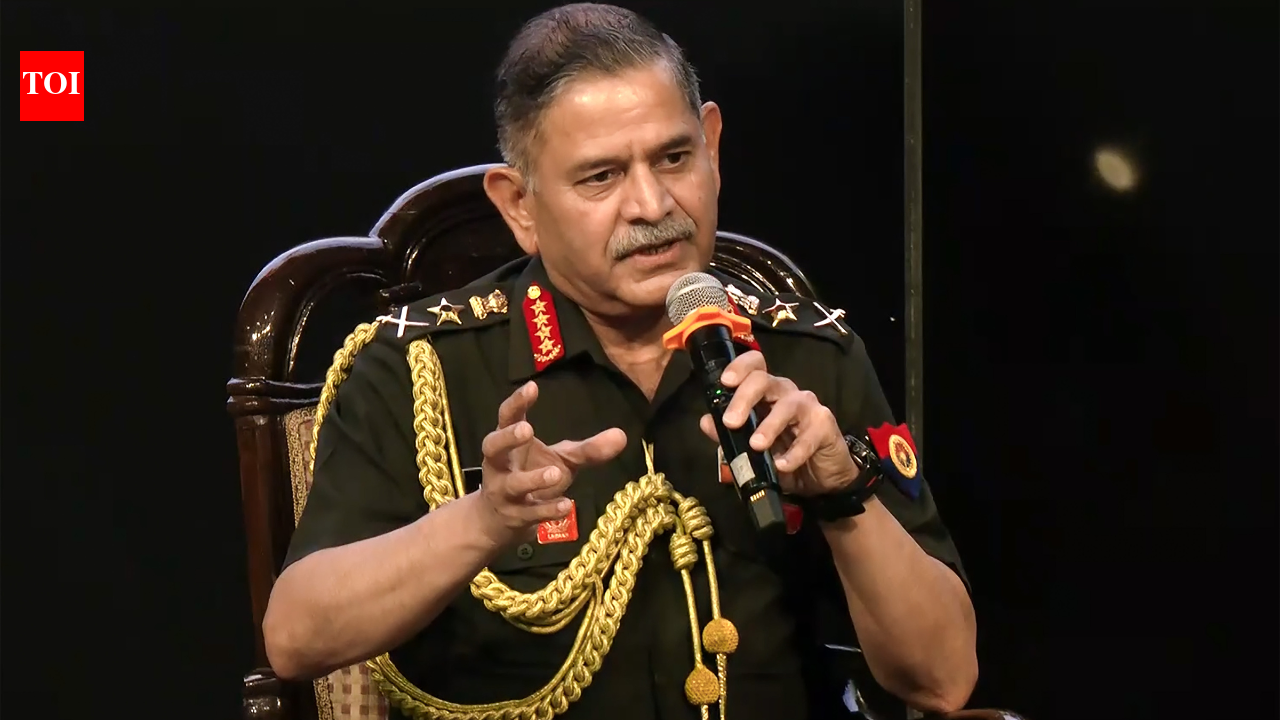 If Pak continues to harbour terrorists, it has to decide if it wants to be part of geography or history: Army chief