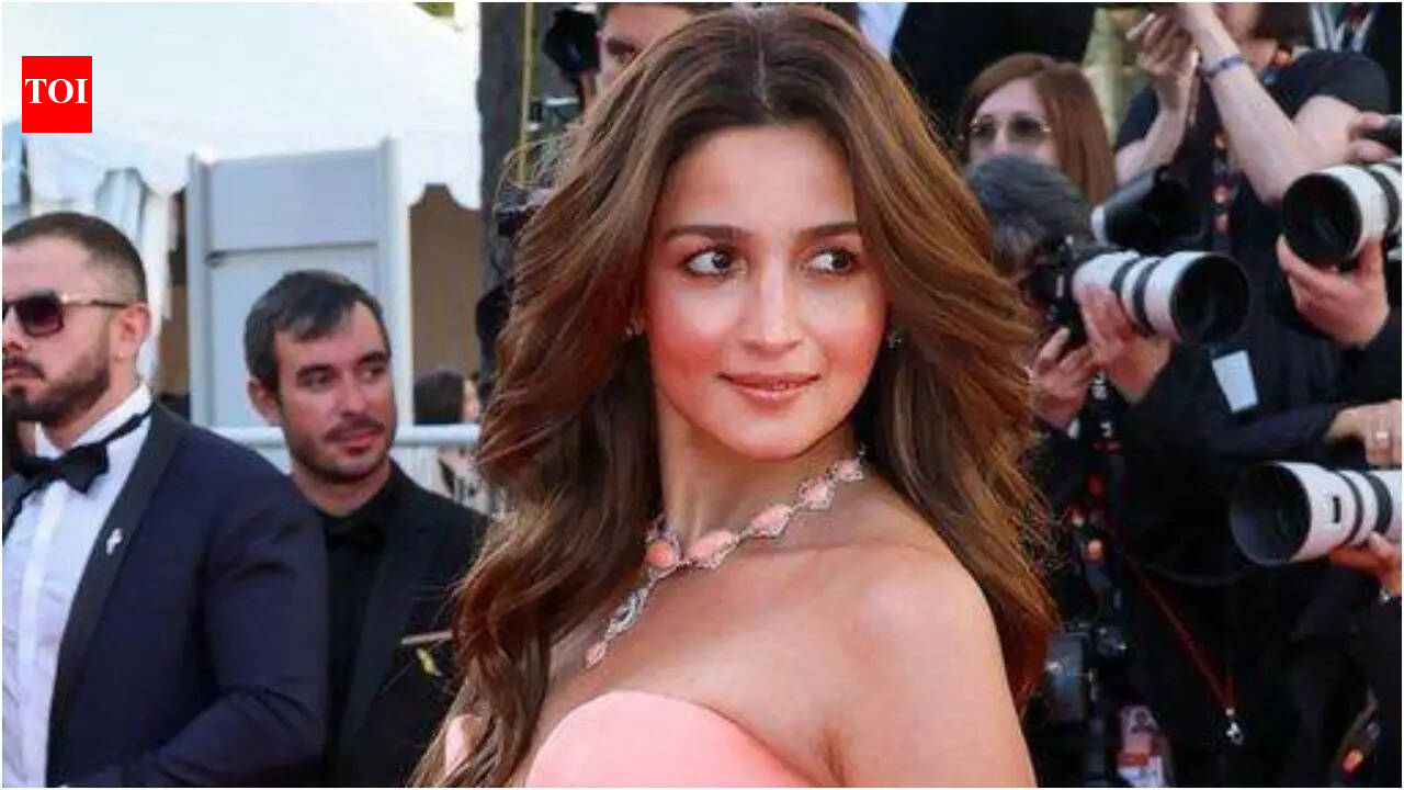 https://static.toiimg.com/thumb/msid-131152274,width-1280,height-720,resizemode-6,overlay-toi_sw,pt-32,y_pad-600/photo.jpg