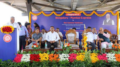 Bengaluru gets second direct train to Mumbai after three decades