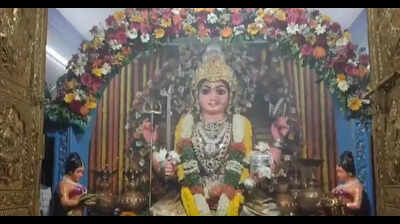 Devotees throng Paderu as Modakondamma Jatara begins