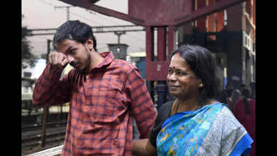 Rajdhani Fire Survivors Arrive in Delhi With Tales of Panic, Loss and Relief
