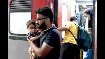 Rajdhani Fire Survivors Arrive in Delhi With Tales of Panic, Loss and Relief