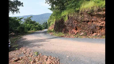 Finally, 3.5km motorable road to Vavurla gives hope a connection