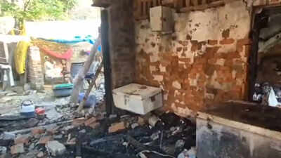 UP woman sustains burns in house fire; dies after assault by stepbrothers on way to hospital