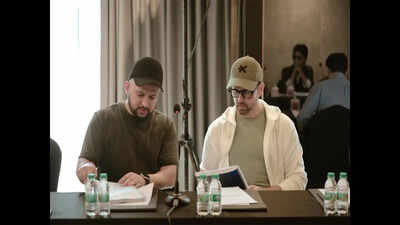 Hrithik Roshan pens heartfelt birthday note for brother Eshaan: 'You are a giant'