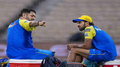 ‘I would be very surprised’: Sunil Gavaskar casts doubt over MS Dhoni’s Chepauk return in must-win CSK clash