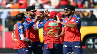 dharamsala-may-17-ani-punjab-kings-harpreet-brar-with-his-teammates-celebra.jpg