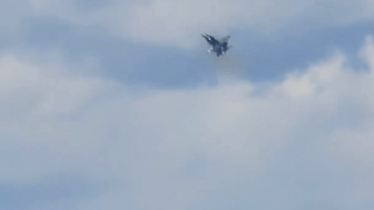 How fighter pilots eject in emergencies; veterans who 'pulled the handle' recount experience