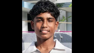Boy drowns trying to rescue friends