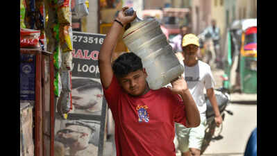 Gurgaon swelters under intense heat, records maximum temperature at 42°C, season’s highest