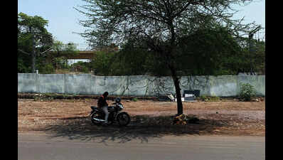Scorching heat grips Pune, but thundershowers & light rain may bring relief this Friday