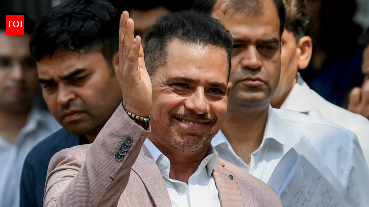 Haryana land deal: Vadra withdraws plea, will appear before trial court