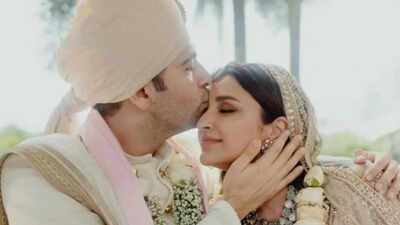 Arvind Kejriwal, Bhagwant Mann carried Raghav Chadha on shoulders on his wedding day with Parineeti Chopra, Priyanka Chopra's mom was asked to delete PICS due to tight security