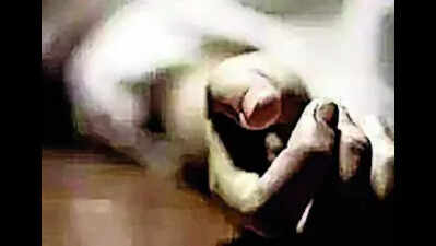Two crushed to death by speeding dumper on Jaipur-Delhi Highway