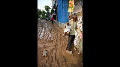 Infra projects choke traffic near Riddhi Siddhi crossing in Jaipur
