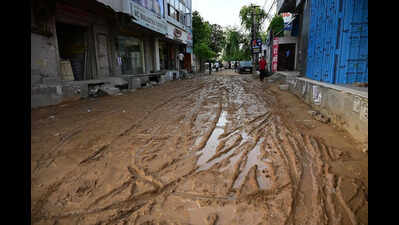 Infra projects choke traffic near Riddhi Siddhi crossing in Jaipur