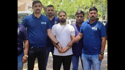 UP’s wanted criminal caught from his Surat hiding