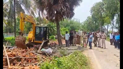 Bulldozers roll into Burnpur, Nandigram to clear alleged encroachments