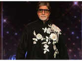 Big B shares cryptic post amid hospitalisation buzz
