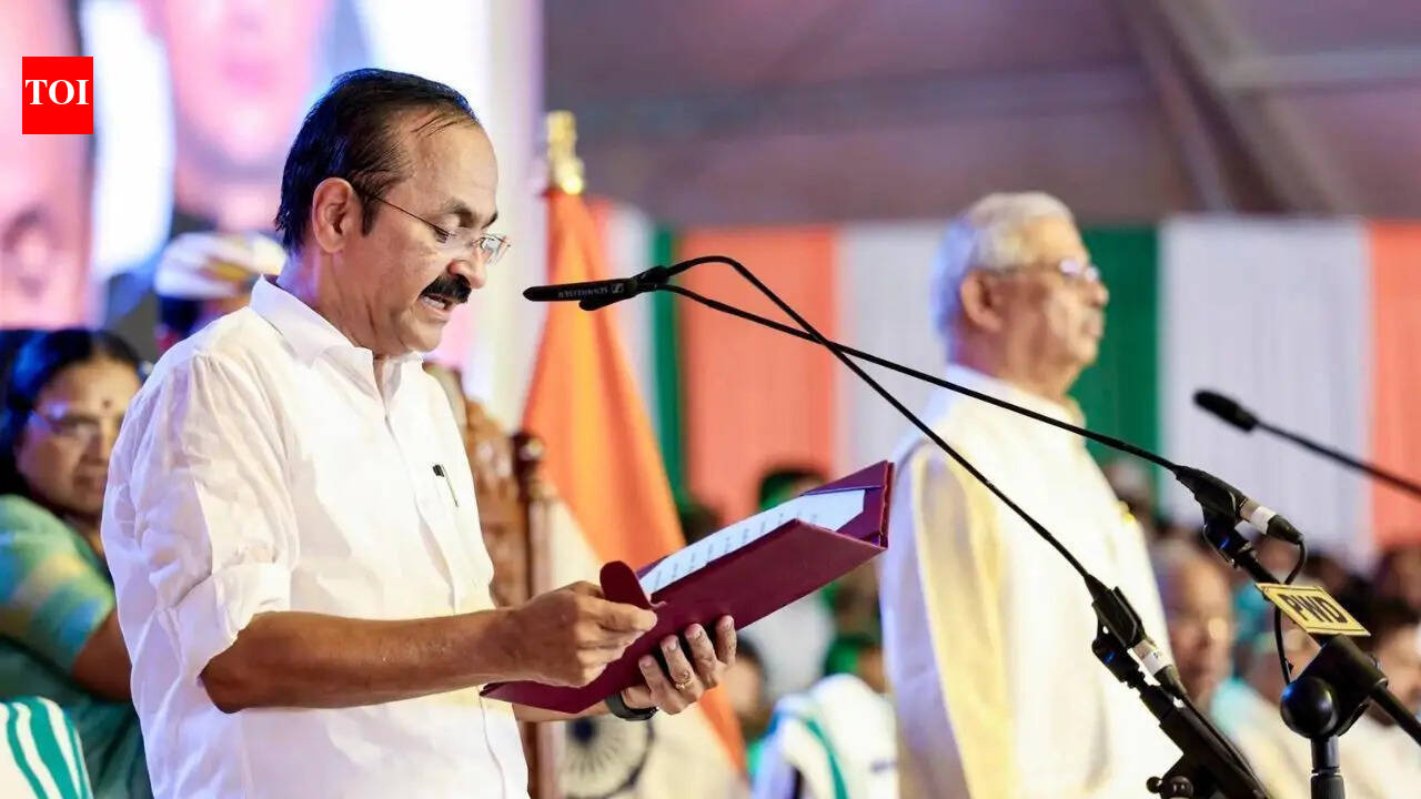 Left vs BJP in Kerala over full 'Vande Mataram' recital at Satheesan's oath ceremony