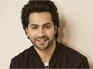 Varun APOLOGISES to fans who waited 5 hours at Lucknow event