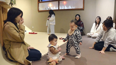 “A place like this is a real source of support”: What are Japan’s overnight crying cafes and why mothers are loving them so much!
