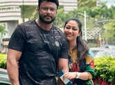 Darshan Thoogudeepa meets wife Vijayalakshmi and son in Jail