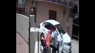 Custody battle in court: Woman kidnaps 5-yr-old daughter, arrested